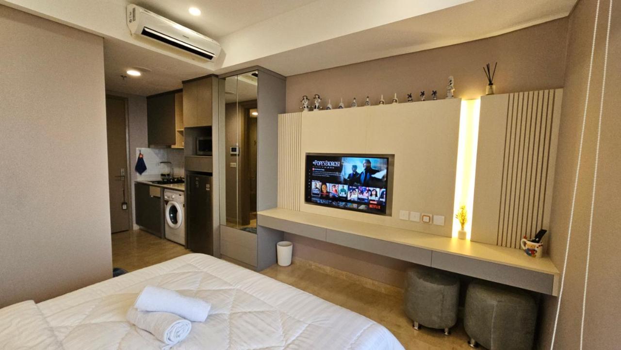 Studio Sea View Apartment At Gold Coast Pik By Mysweethome Джакарта Екстер'єр фото