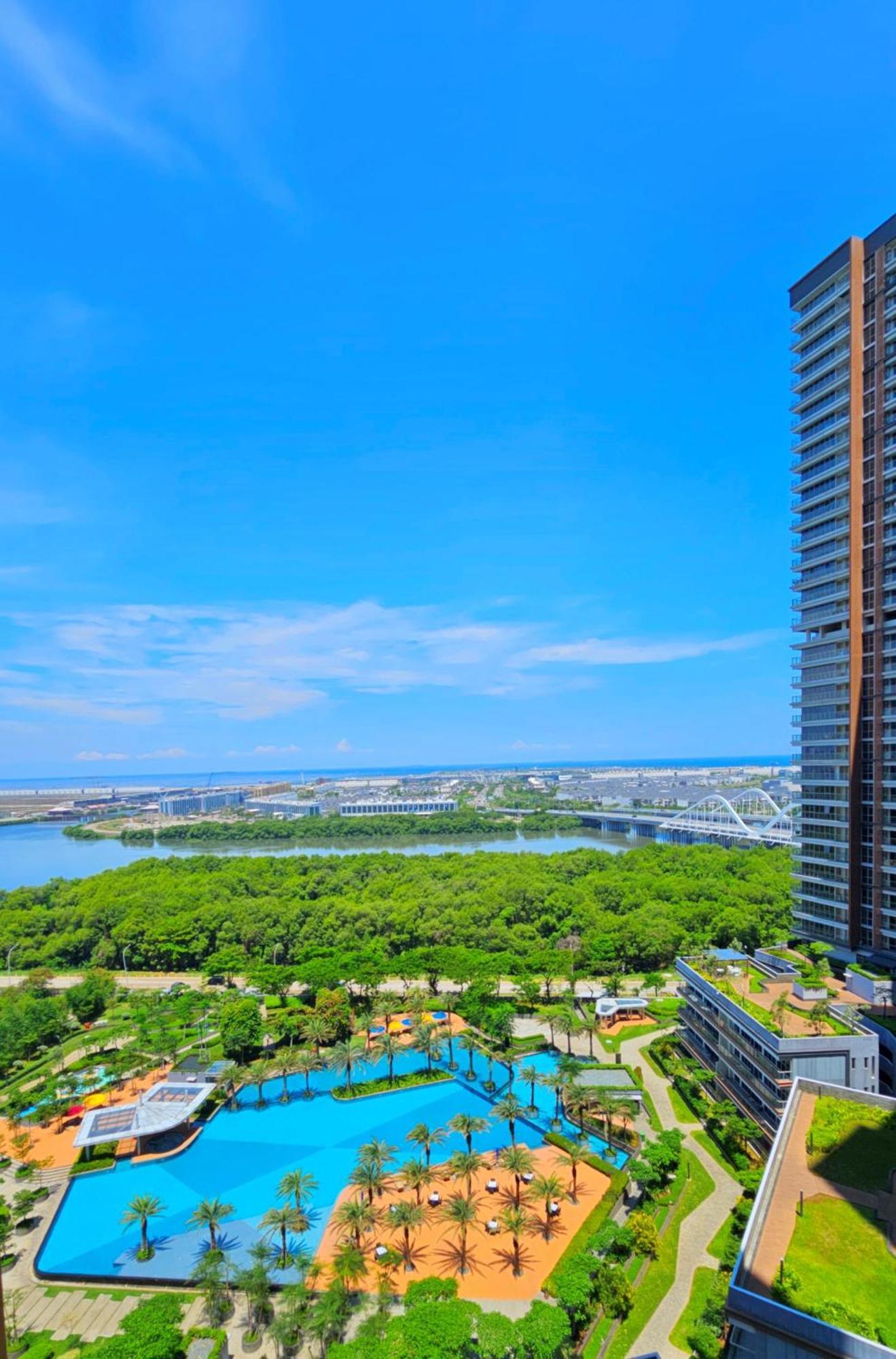 Studio Sea View Apartment At Gold Coast Pik By Mysweethome Джакарта Екстер'єр фото