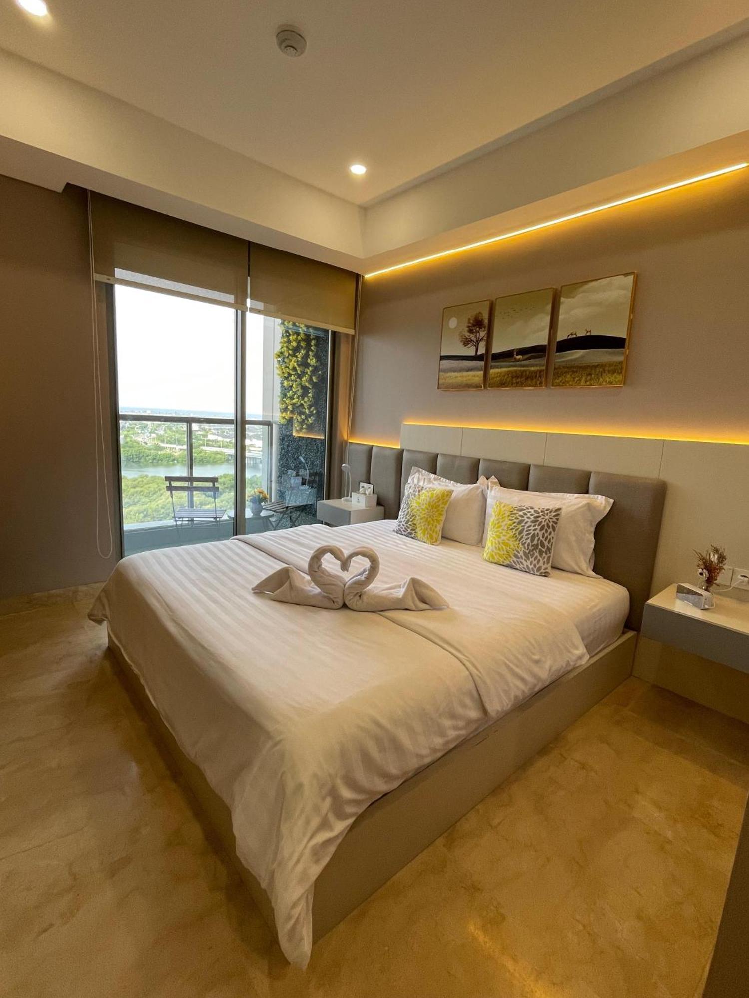 Studio Sea View Apartment At Gold Coast Pik By Mysweethome Джакарта Екстер'єр фото